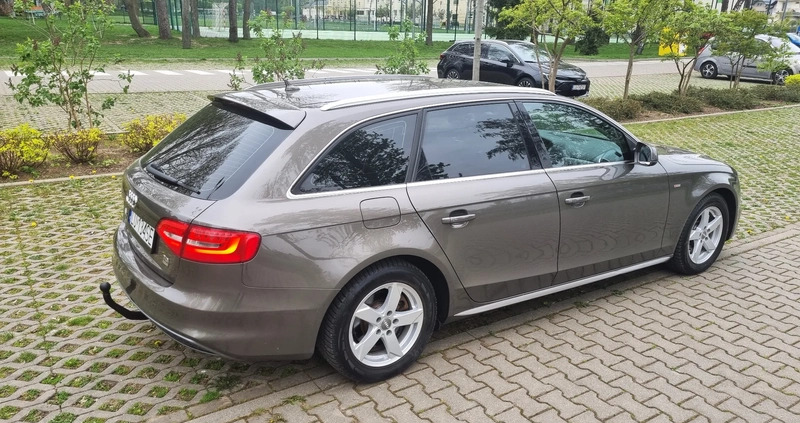 Audi A4 cena 47900 przebieg: 212300, rok produkcji 2014 z Lublin małe 742